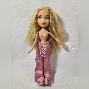 MGA Bratz - Nighty Nite Fianna Doll - With Pants And Shoes